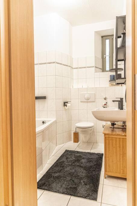 Apartamento Blue Chili 23 - Modern, Zentral, Mit Balkon Magdeburgo Exterior foto